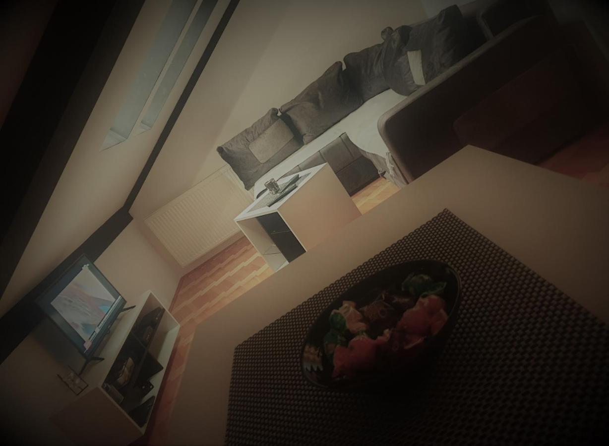 Apartment Paradise Cacak Ngoại thất bức ảnh